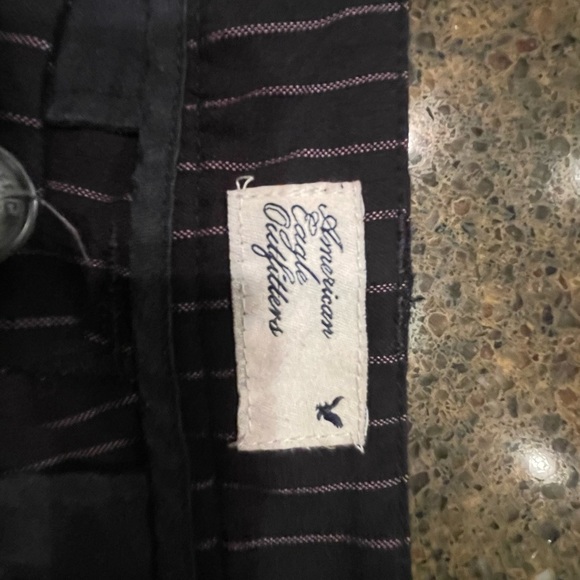 Bundle of shorts- brands Express, Gap & American Eagle. All excellent condition! - Picture 9 of 10